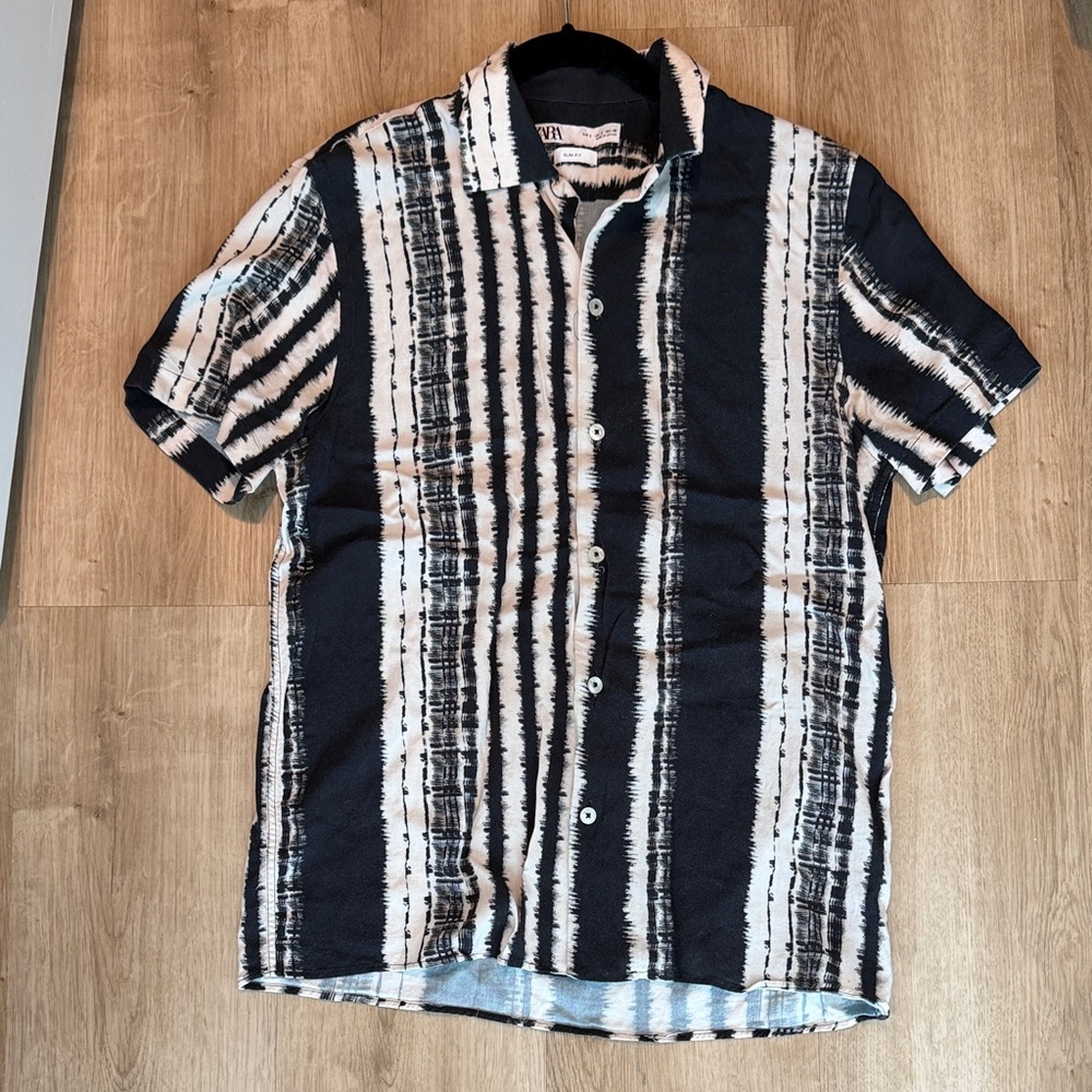Zara Black and White Vertical Stripe Short Sleeve Button-Down Shirt